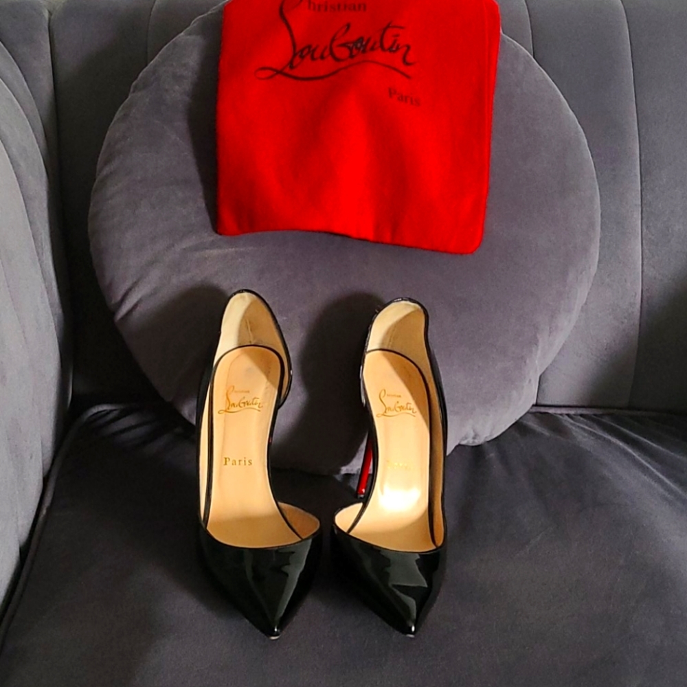 Black Christian louboutins